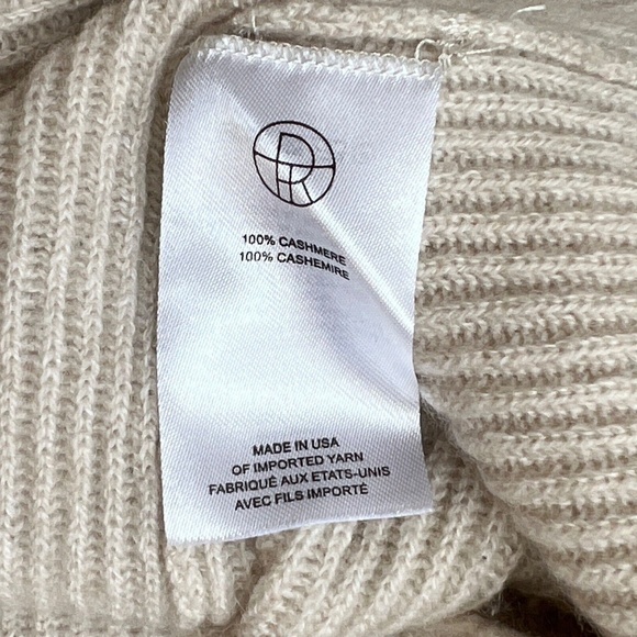 The Row Sweater 100% Cashmere Turtleneck Beige Size L Ribbed Made USA Very Soft - Picture 6 of 8